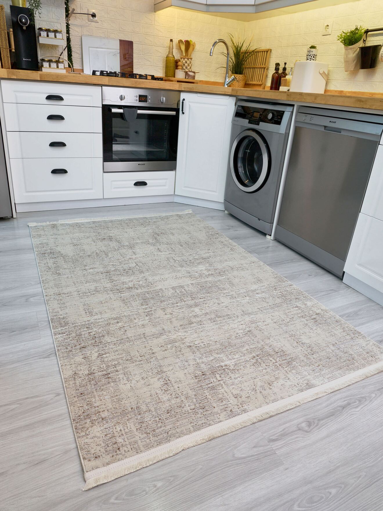 Riena 1162 Latte - Akrilik Polyester Halı | Kaymaz Tabanlı Dekoratif Halı